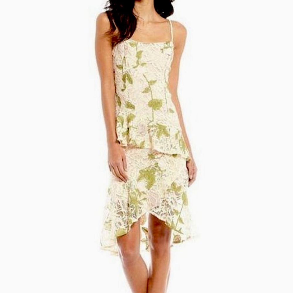 Alex Marie lace floral ruffle summer wedding dress size 2
